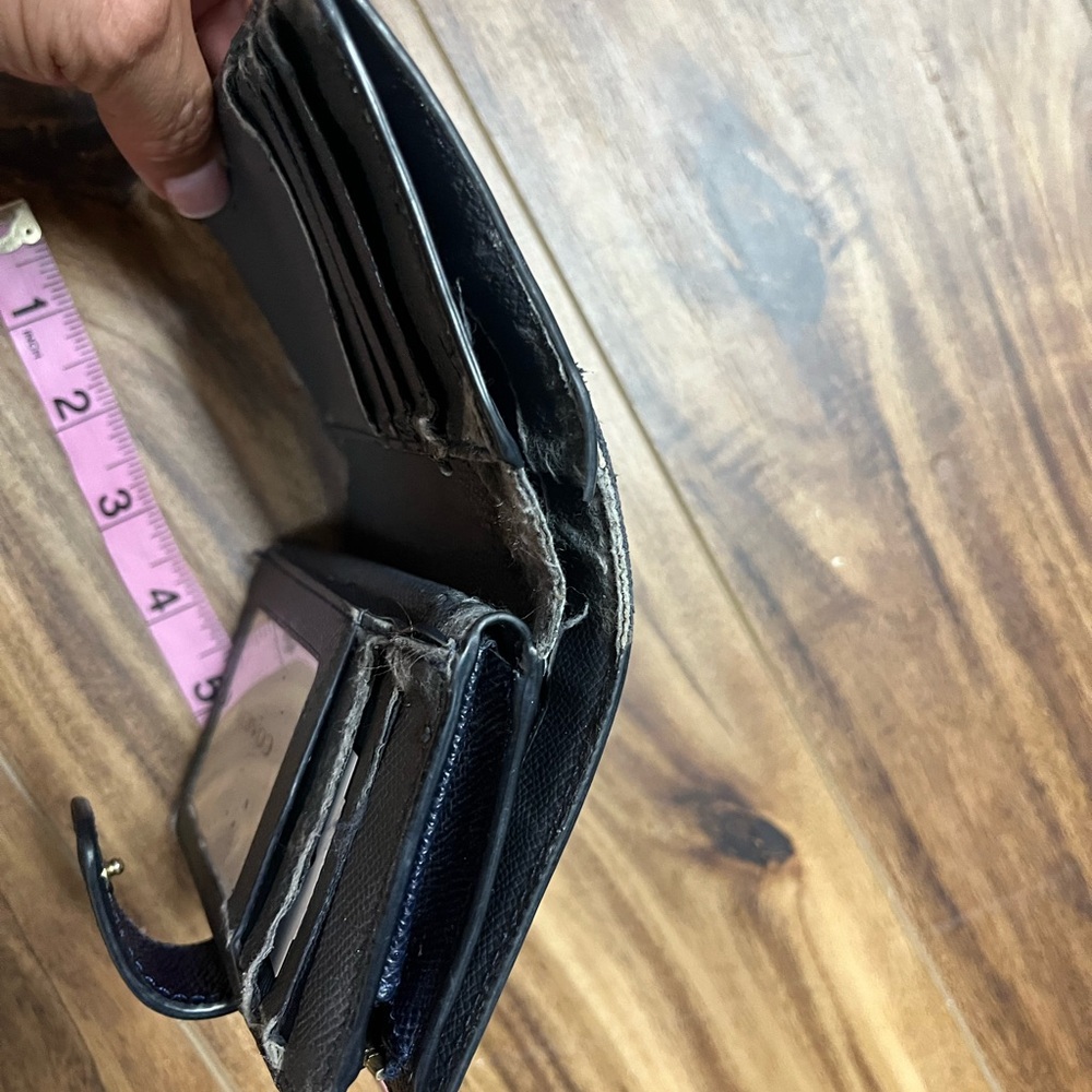 Coach navy leather wallet - Picture 5 of 7